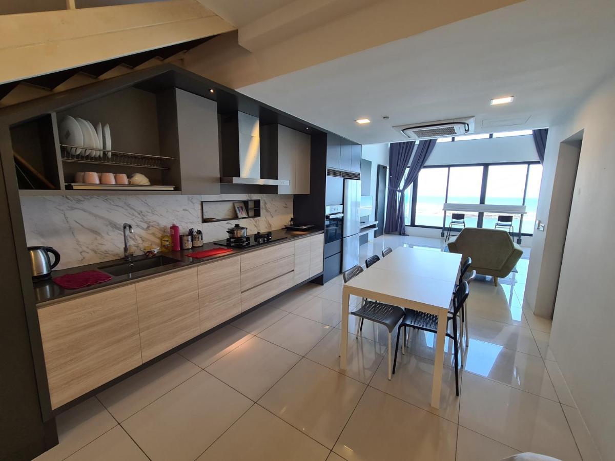 Sunrise Gurney Premium Executive City/Seafront Suite - Penang George Town Bagian luar foto