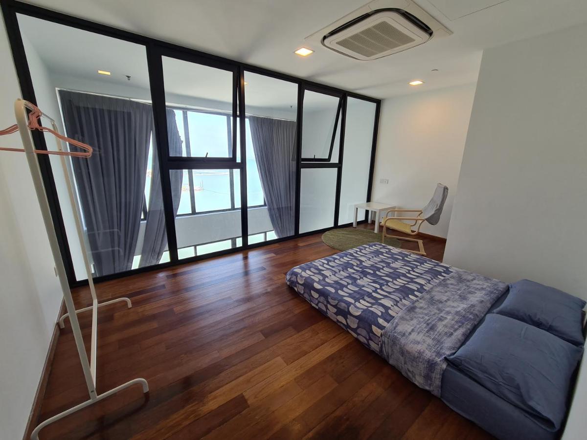 Sunrise Gurney Premium Executive City/Seafront Suite - Penang George Town Bagian luar foto