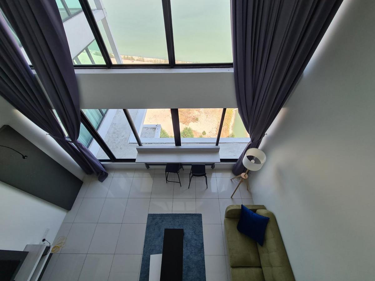 Sunrise Gurney Premium Executive City/Seafront Suite - Penang George Town Bagian luar foto