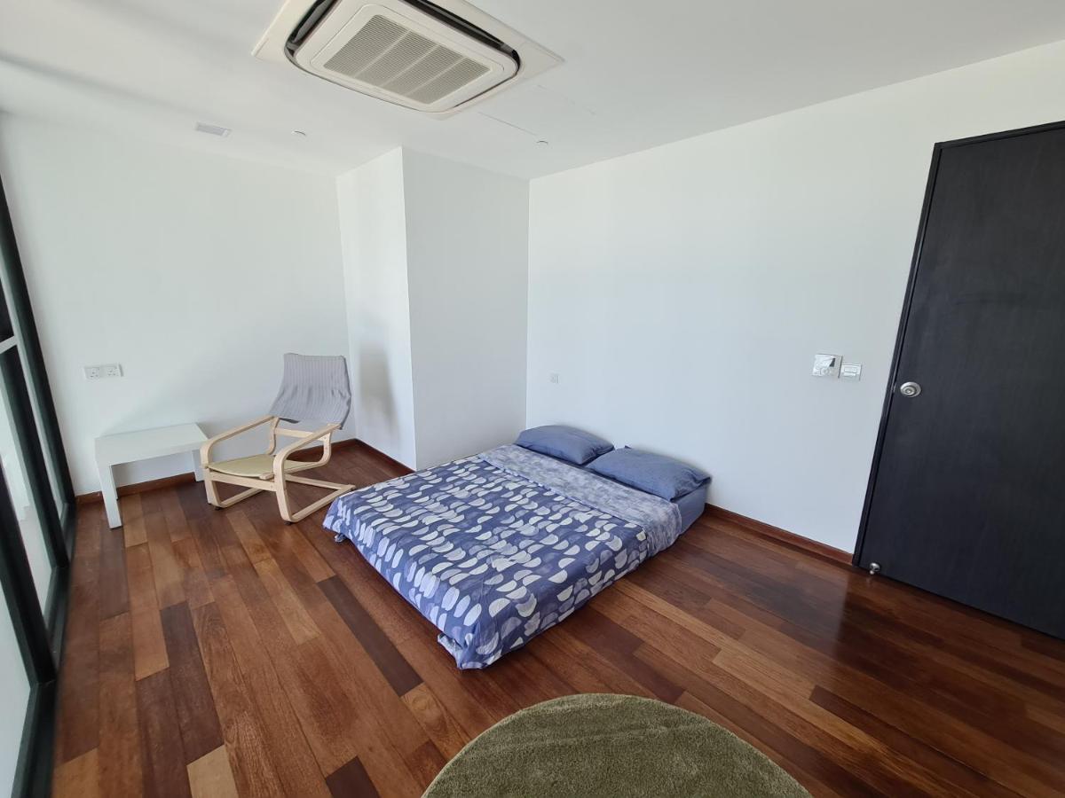 Sunrise Gurney Premium Executive City/Seafront Suite - Penang George Town Bagian luar foto