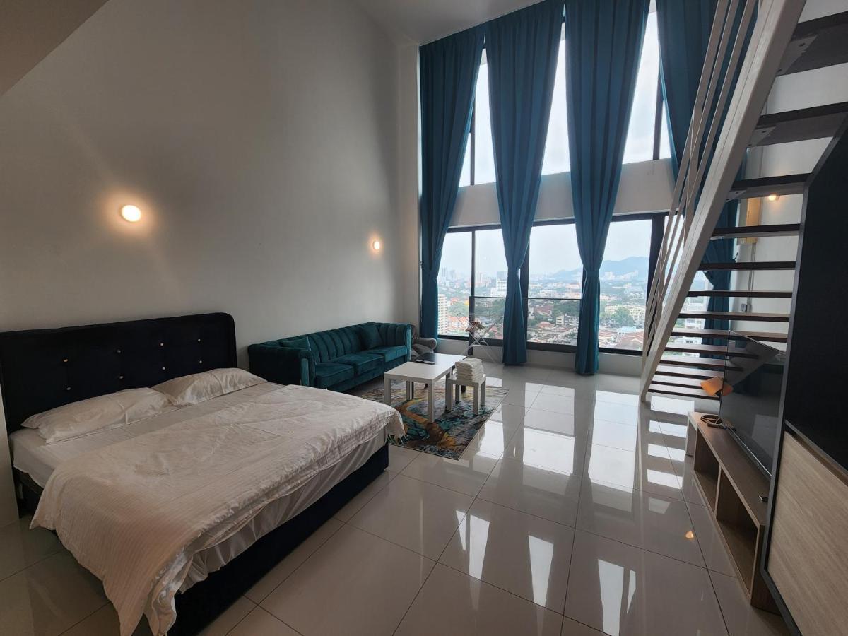 Sunrise Gurney Premium Executive City/Seafront Suite - Penang George Town Bagian luar foto