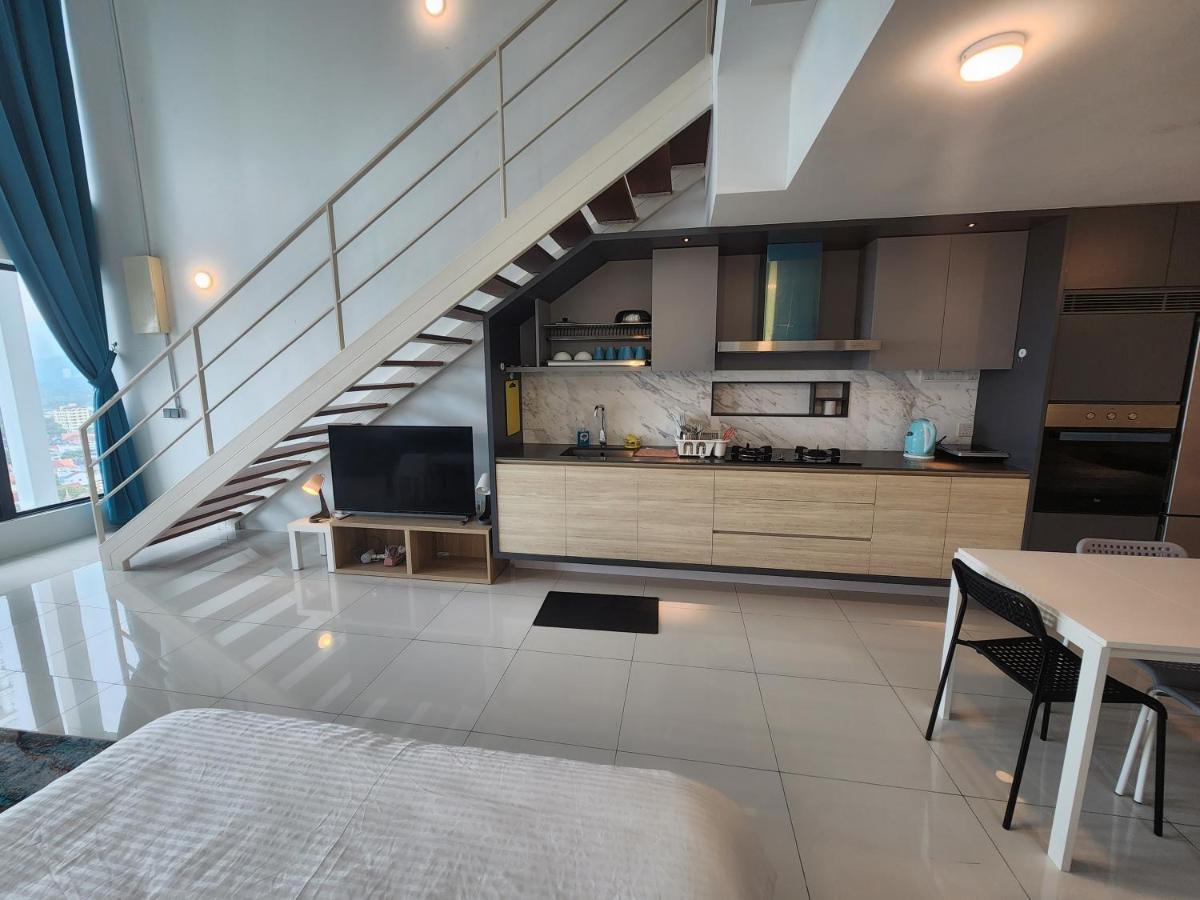 Sunrise Gurney Premium Executive City/Seafront Suite - Penang George Town Bagian luar foto