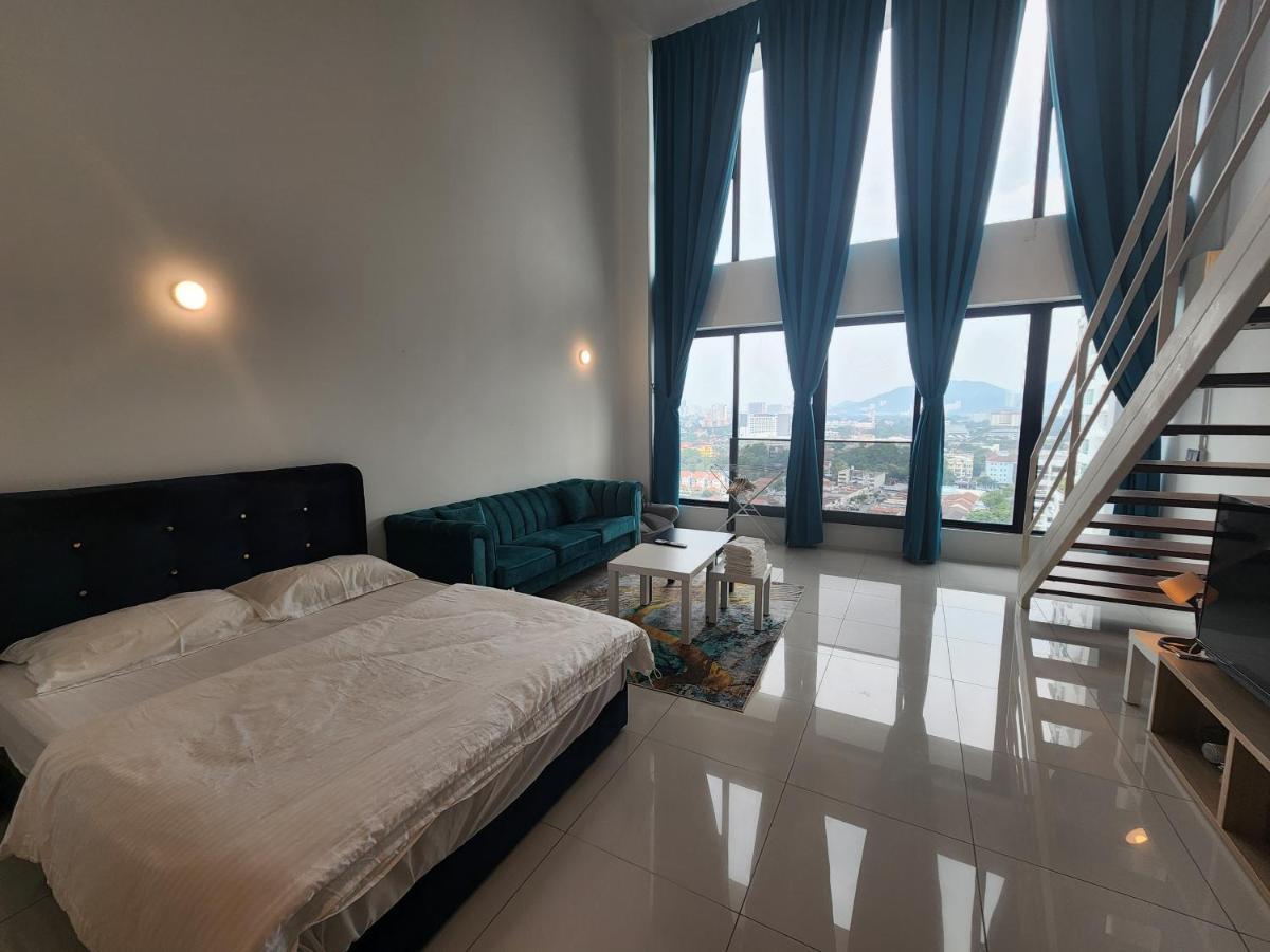Sunrise Gurney Premium Executive City/Seafront Suite - Penang George Town Bagian luar foto
